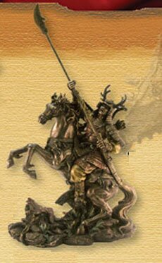 Figurka Samuraj na koniu z naginatą